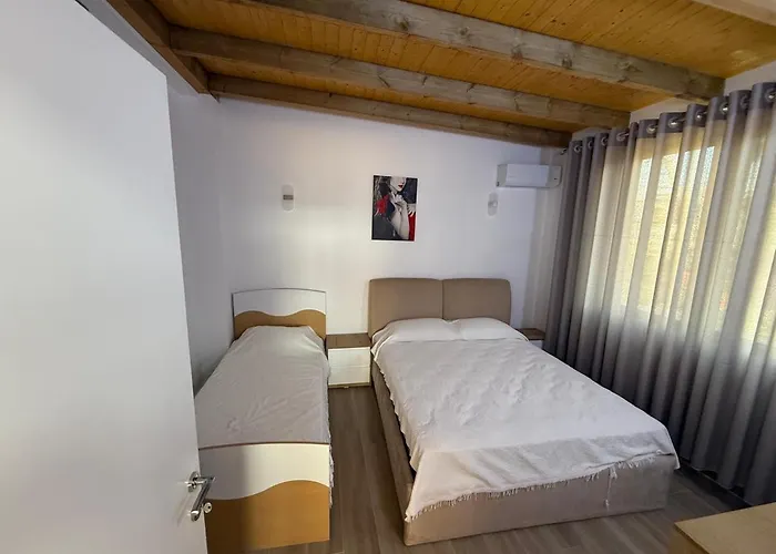 The Horizon Lägenhet Golem (Tirana)